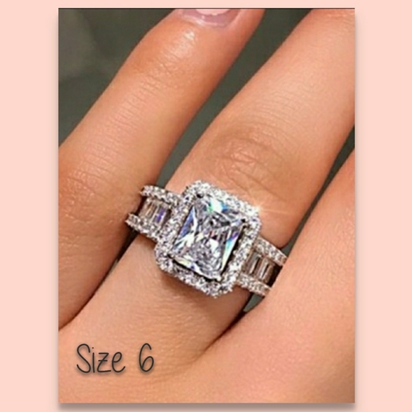 Boutique Jewelry - NWT 925 Sterling Silver White Sapphire Ring